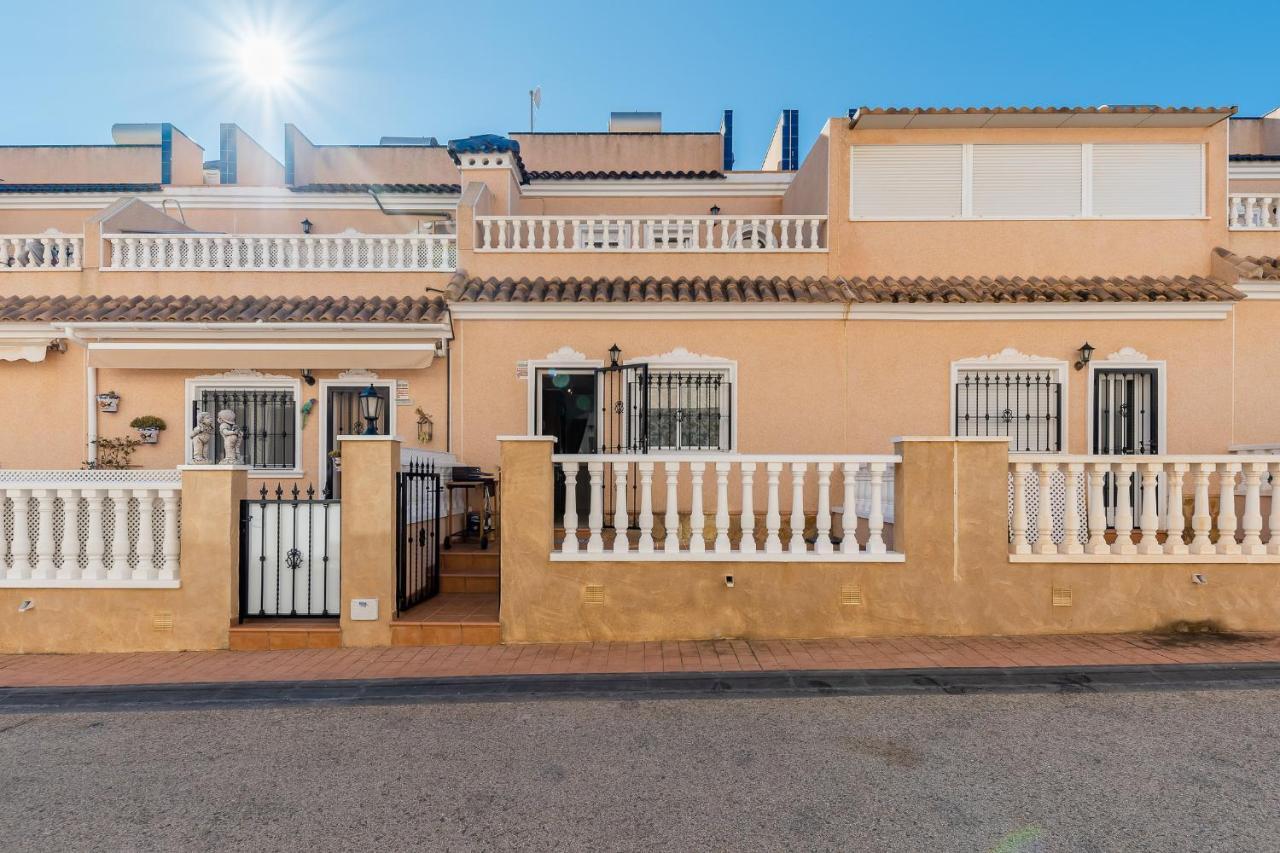 Bungalow La Zenia Cerca De La Playa Orihuela Extérieur photo