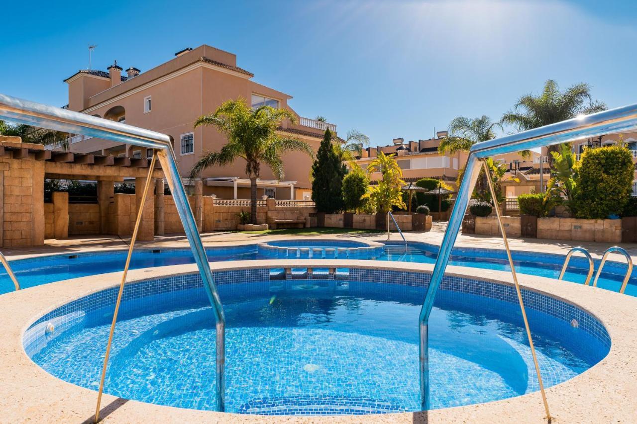 Bungalow La Zenia Cerca De La Playa Orihuela Extérieur photo