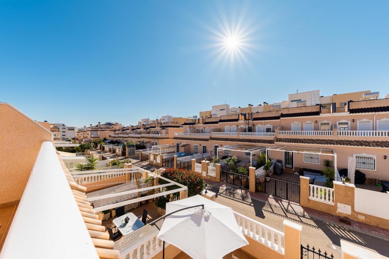 Bungalow La Zenia Cerca De La Playa Orihuela Extérieur photo