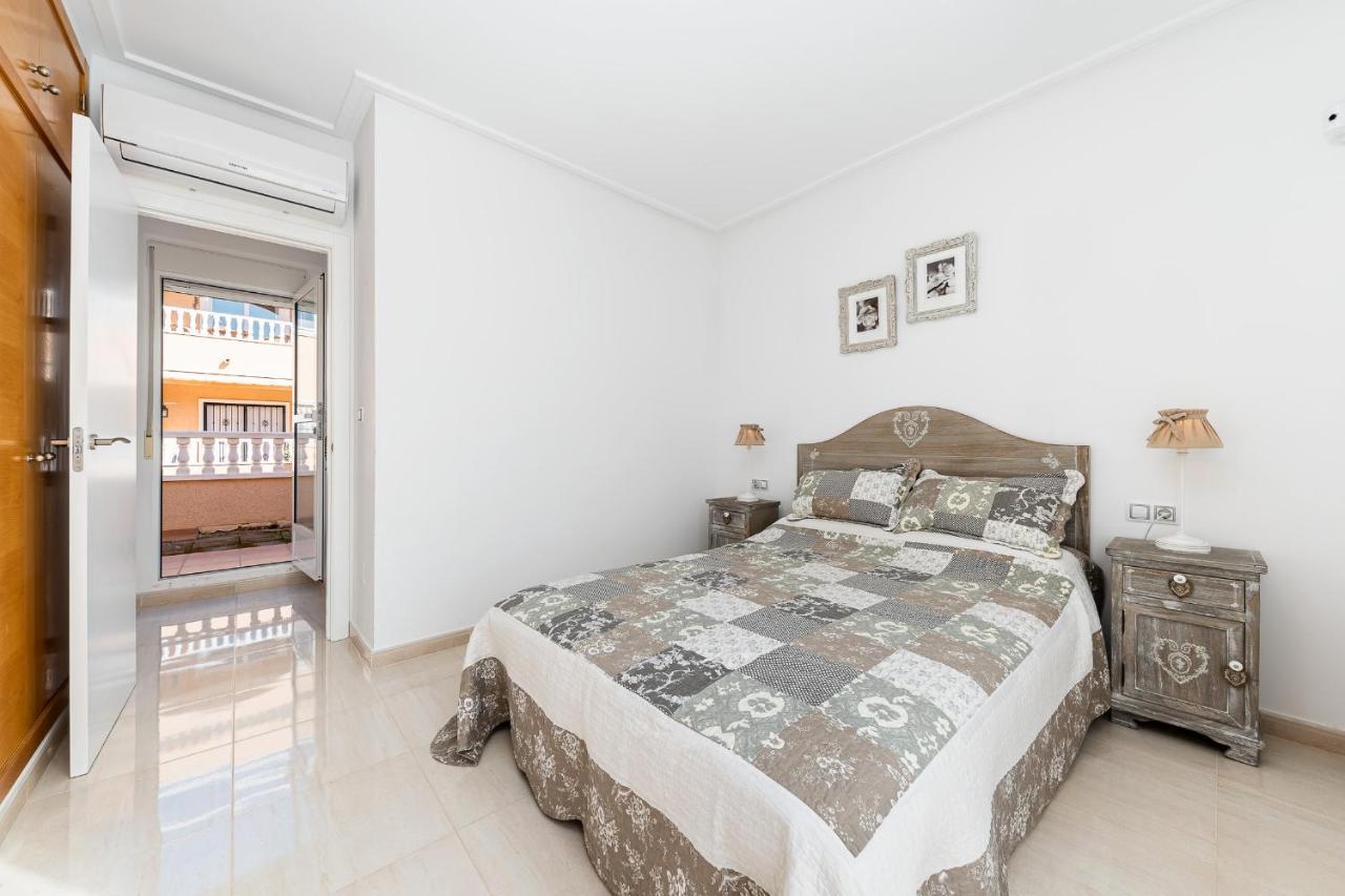 Bungalow La Zenia Cerca De La Playa Orihuela Extérieur photo